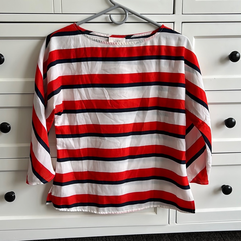 Loft orange/navy/cream top. Size xs petite